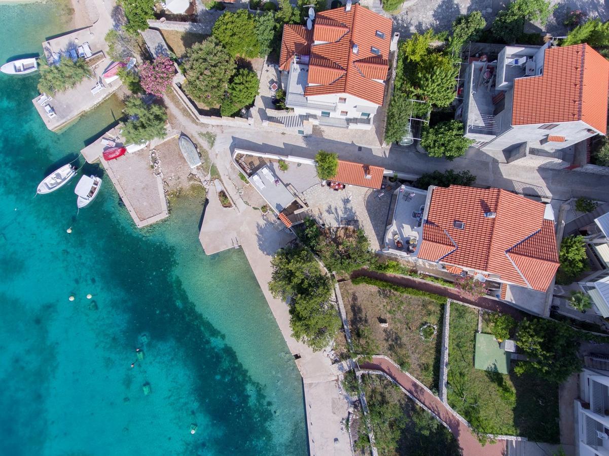 Sea Breeze - Front Sea Apartment Zaboric Exterior photo