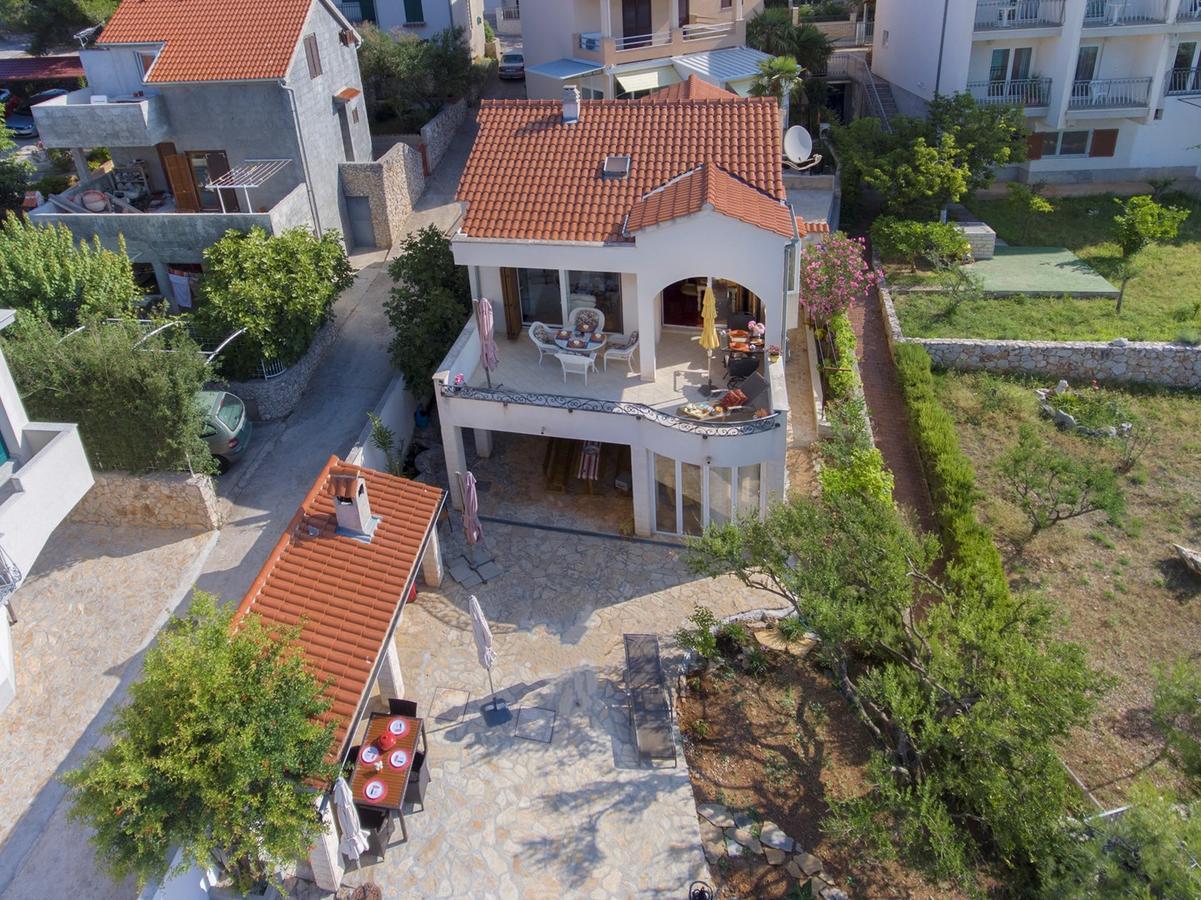 Sea Breeze - Front Sea Apartment Zaboric Exterior photo